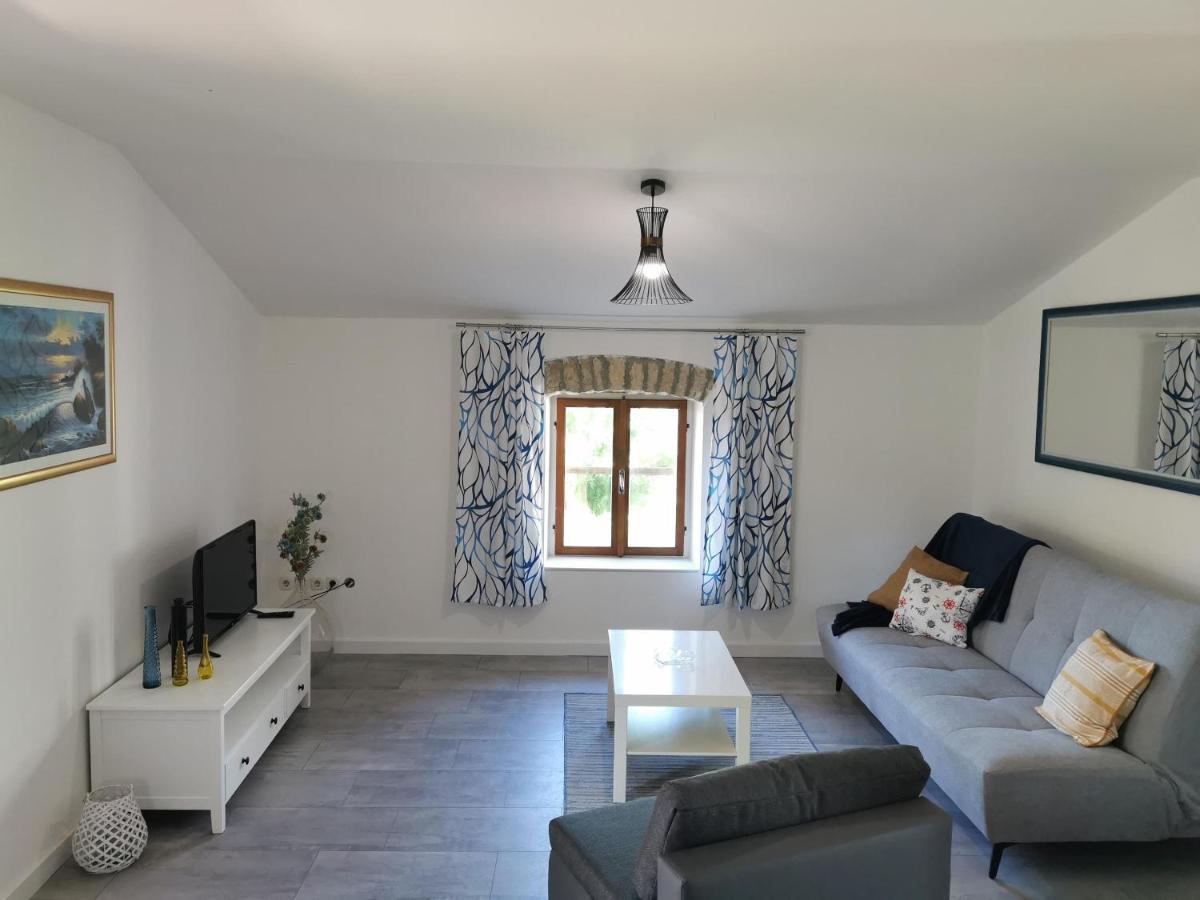 Apartments Bertetic Kanfanar Kültér fotó