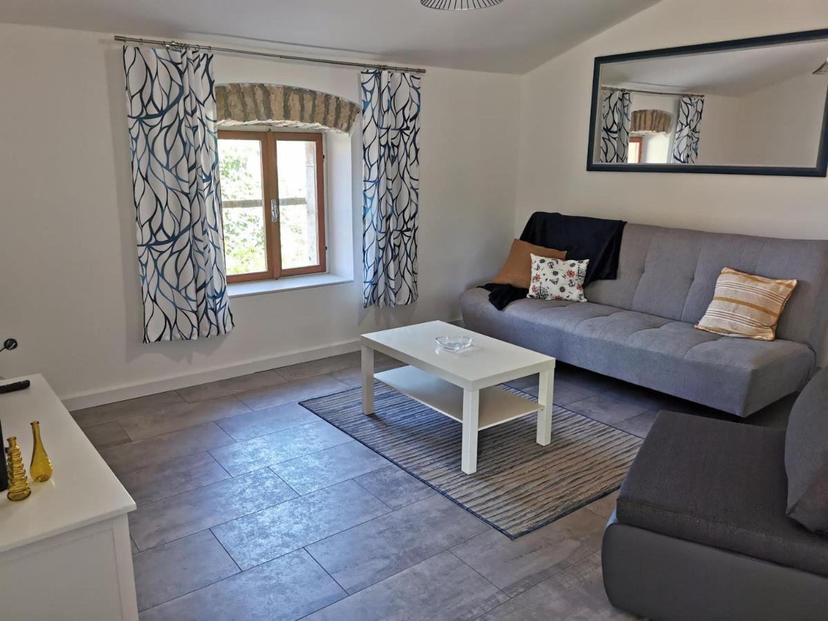 Apartments Bertetic Kanfanar Kültér fotó
