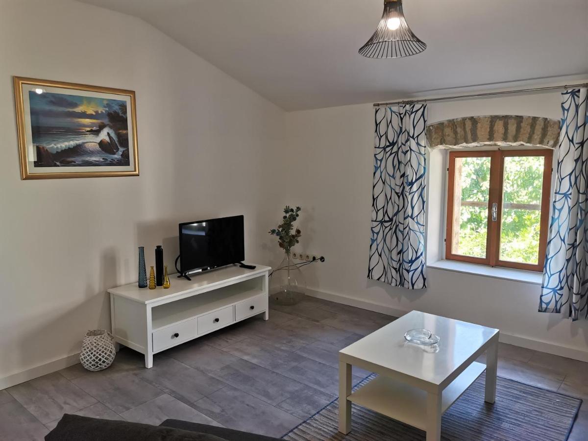 Apartments Bertetic Kanfanar Kültér fotó